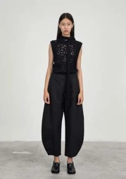 AMOMENTOAmomento Crochet Vest - Black