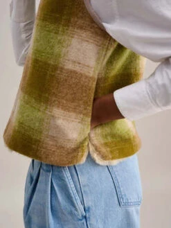 BelleroseLess Gilet - Green -ULLA JOHNSON Clothing Shop Bellerose Less Gilet in Green 20230728215922 1