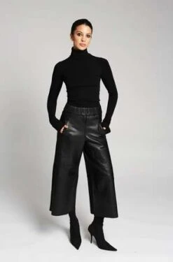 SPRWMNLeather Culotte Pants - Black