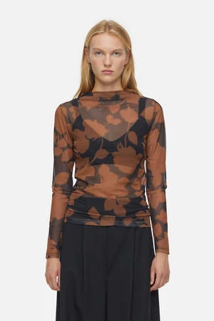 ClosedStraight Neck Longsleeve - Auburn 3 ClosedStraight Neck Longsleeve - Auburn