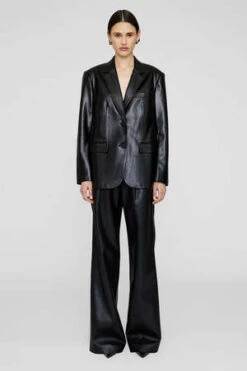 Anine BingRecycled Leather Classic Blazer - Black -ULLA JOHNSON Clothing Shop Classic Blazer in Black Recycled Leather PREORDER 20230907223314 1