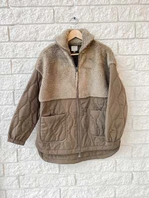VarleyDerry Quilt Sherpa Jacket - Crocodile/Fallen Rock 3 VarleyDerry Quilt Sherpa Jacket - Crocodile/Fallen Rock