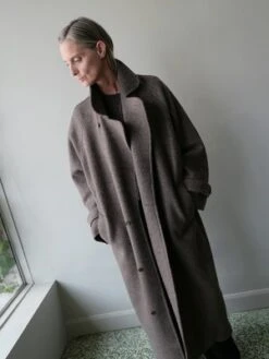 Monique Van HeistRAGLAN COAT - BROWN MELANGE
