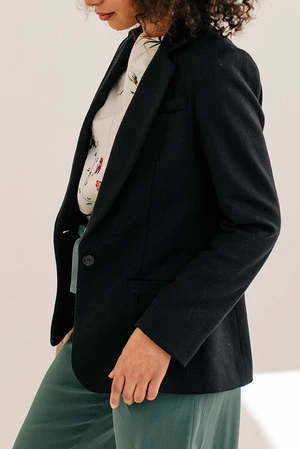 Mabel And MossNora Wool Lapel Blazer - Black 5 Mabel And MossNora Wool Lapel Blazer - Black - Image 3