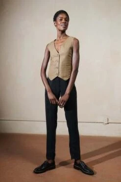 Maria StanleyFARRA VEST - Houndstooth -ULLA JOHNSON Clothing Shop Maria Stanley FARRA VEST houndstooth 20231027193052 2