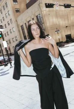 NKCNico Blazer - Onyx -ULLA JOHNSON Clothing Shop Nico Blazer In Onyx 20231101104451 1