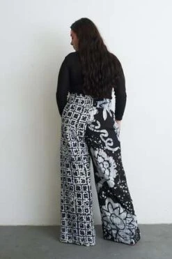 Osei-DuroLatus Trousers - 2 Party System -ULLA JOHNSON Clothing Shop Osei Duro Latus Trousers 2 Party System 20220929000623