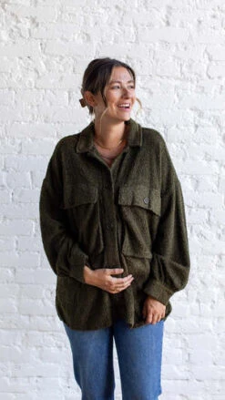 En CremeOzzy Shacket - Olive