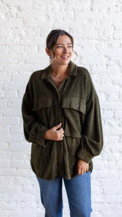 En CremeOzzy Shacket - Olive -ULLA JOHNSON Clothing Shop Ozzy shacket Olive 20231024202142 1