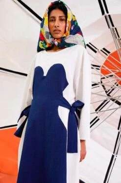 Henrik VibskovPICNIC DRESS - NAVY/BEIGE 9 Henrik VibskovPICNIC DRESS - NAVY/BEIGE -ULLA JOHNSON Clothing Shop PICNIC DRESS 20230406183234 3