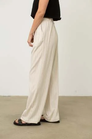 Donni.Pinstripe Pleated Trouser - Cream 6 Donni.Pinstripe Pleated Trouser - Cream - Image 4