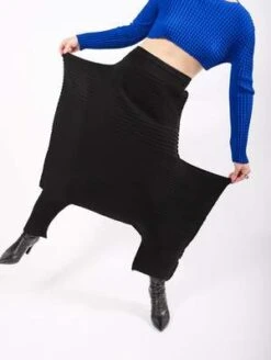 Issey MiyakeRectilinear Pants - Black -ULLA JOHNSON Clothing Shop Rectilinear Pants in Black by Issey Miyake 20231101144502 1