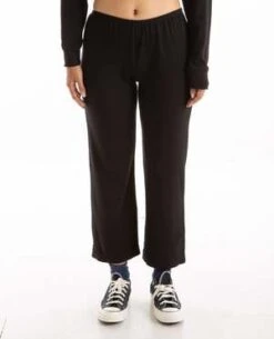 Donni.Scallop Cropped Simple Pant - Black