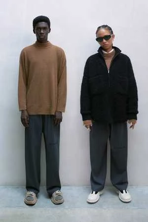 CorderaSuri Turtleneck Sweater - Camel 5 CorderaSuri Turtleneck Sweater - Camel - Image 3