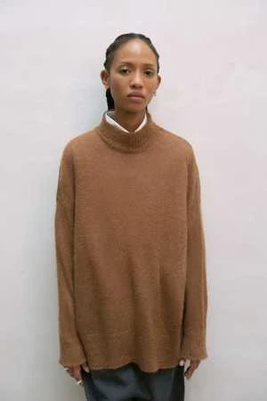 CorderaSuri Turtleneck Sweater - Camel 3 CorderaSuri Turtleneck Sweater - Camel
