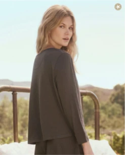 The Great.The Crop Sleep Henley - Washed Black -ULLA JOHNSON Clothing Shop The Great The Crop Sleep Henley Washed Black 20231102050727