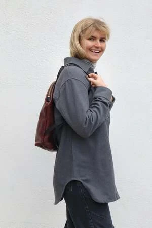 AniánThe Painters Coat - Wolf 6 AniánThe Painters Coat - Wolf - Image 4