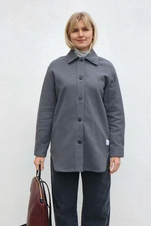 AniánThe Painters Coat - Wolf 4 AniánThe Painters Coat - Wolf - Image 2