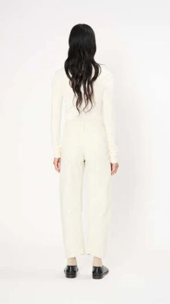 LemaireTwisted Pants - Clay White -ULLA JOHNSON Clothing Shop Twisted Pants in Clay White 20230913012401 1