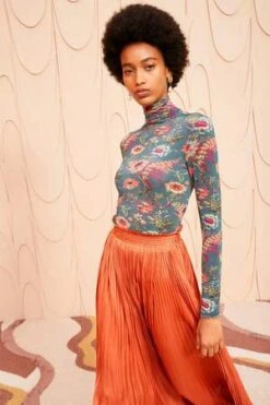 Ulla JohnsonAurelia Turtleneck - Larkspur -ULLA JOHNSON Clothing Shop Ulla Johnson Aurelia Turtleneck Larkspur 20231031183020 1