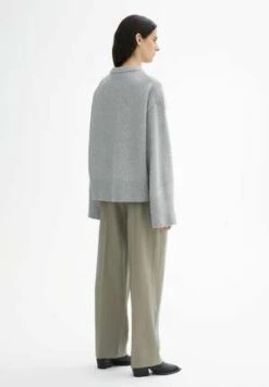 House Of DagmarWool Crewneck - Grey 10 House Of DagmarWool Crewneck - Grey -ULLA JOHNSON Clothing Shop Wool Crewneck Grey 20231006162632