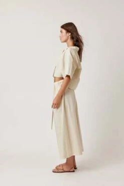 A MenteCropped Cotton Pants - Beige -ULLA JOHNSON Clothing Shop amente Cropped Cotton Pants Beige 20230728194348 1