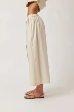 A MenteCropped Cotton Pants - Beige -ULLA JOHNSON Clothing Shop amente Cropped Cotton Pants Beige 20230728194348